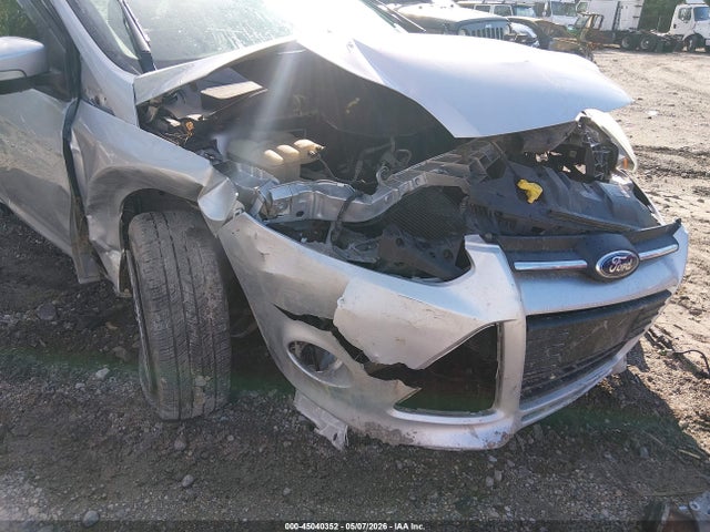 2014 Ford Focus Se მანქანა იყიდება აუქციონზე, vin: 1FADP3F28EL200630, აუქციონის ნომერი: 45040352