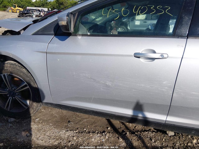 2014 Ford Focus Se მანქანა იყიდება აუქციონზე, vin: 1FADP3F28EL200630, აუქციონის ნომერი: 45040352
