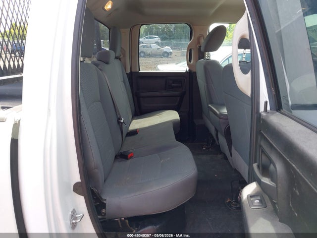 45040357 :رقم المزاد ، 1C6RR7FG0KS655610 vin ، 2019 Ram 1500 Classic Tradesman  4x4 6'4 Box مزاد بيع