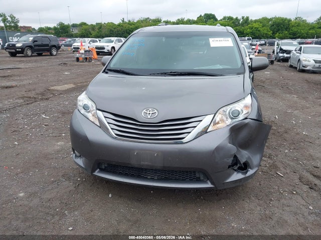 Aukcja sprzedaży 2016 Toyota Sienna Xle, vin: 5TDDK3DCXGS136564, numer aukcji: 45040360