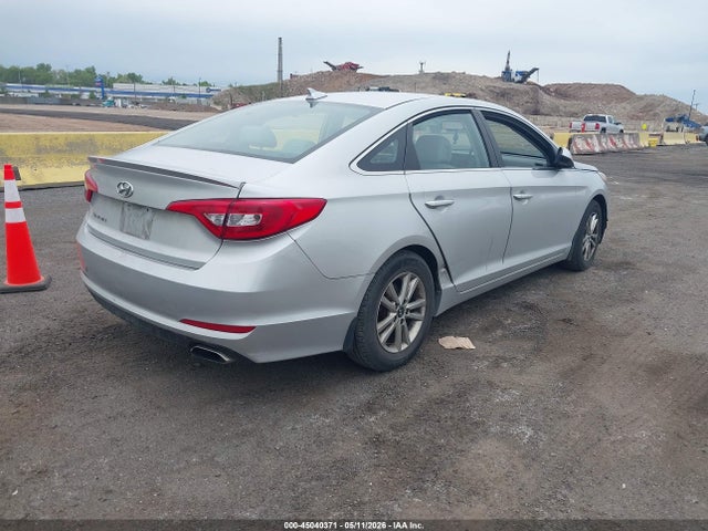45040371 :رقم المزاد ، 5NPE24AF1FH246710 vin ، 2015 Hyundai Sonata Se مزاد بيع