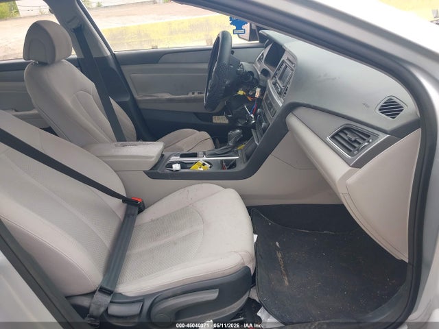 45040371 :رقم المزاد ، 5NPE24AF1FH246710 vin ، 2015 Hyundai Sonata Se مزاد بيع