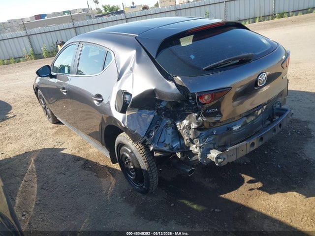 JM1BPAKM3S1750760 Mazda Mazda3 2.5 S Select Sport