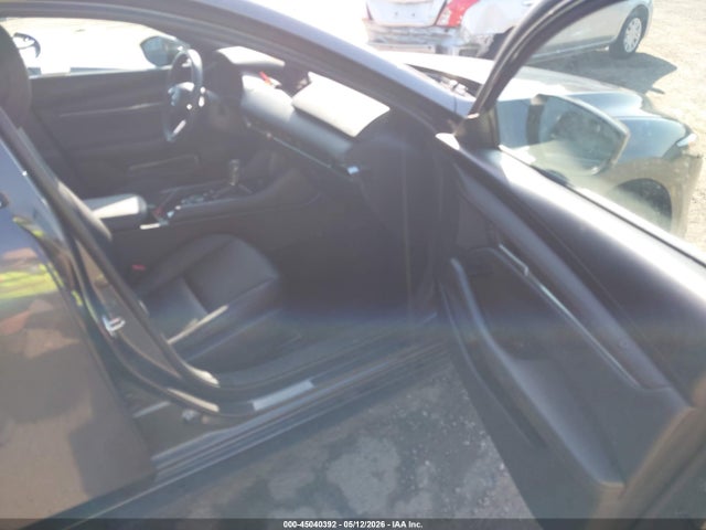 JM1BPAKM3S1750760 Mazda Mazda3 2.5 S Select Sport