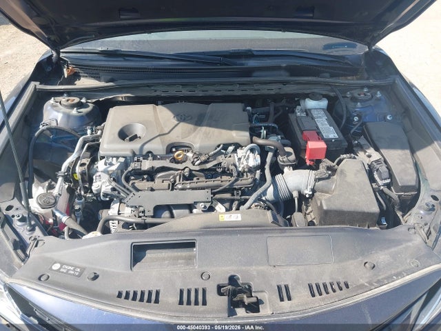 2022 Toyota Camry Le მანქანა იყიდება აუქციონზე, vin: 4T1C11AK2NU689180, აუქციონის ნომერი: 45040393