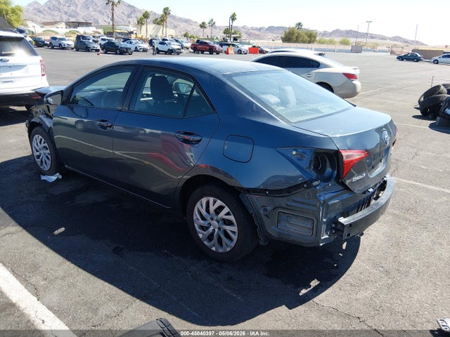Toyota COROLLA LE 2019 2T1BURHE9KC223793 Image 3