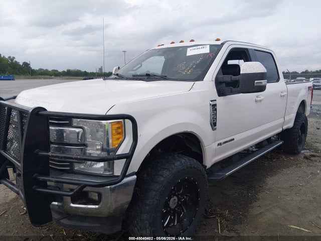 Продажа на аукционе авто 2017 Ford F-250 Lariat, vin: 1FT7W2BT4HEE91414, номер лота: 45040402