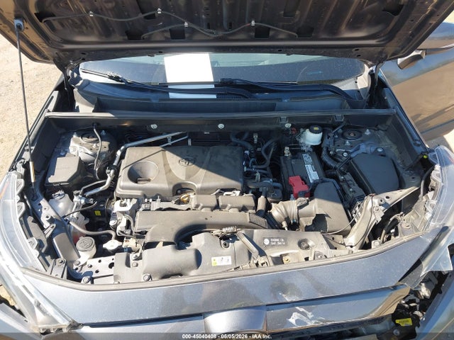 2T3K1RFV5KW034527 Toyota RAV4 LE