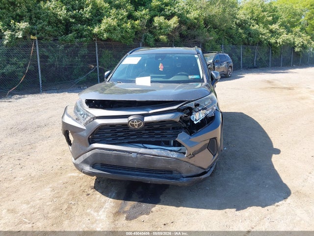 2T3K1RFV5KW034527 Toyota RAV4 LE