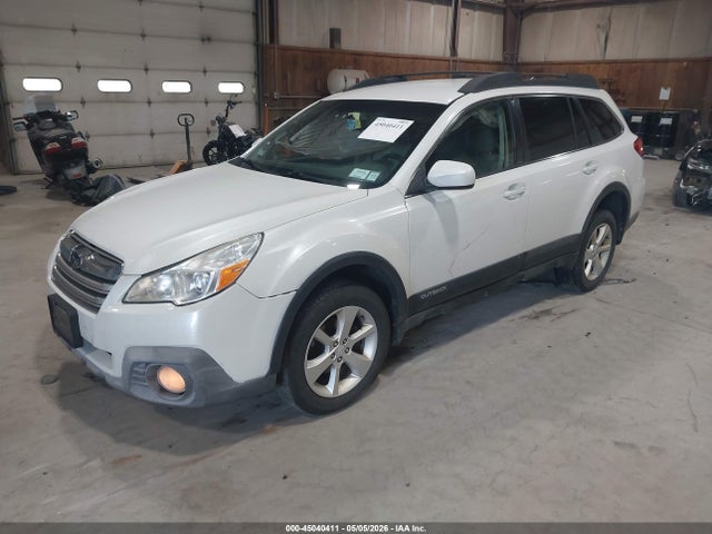 Aukcja sprzedaży 2014 Subaru Outback 2.5i Premium, vin: 4S4BRBCC2E3209080, numer aukcji: 45040411