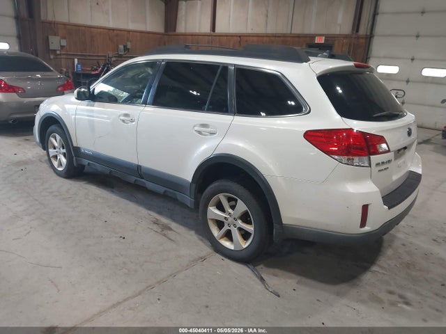 Aukcja sprzedaży 2014 Subaru Outback 2.5i Premium, vin: 4S4BRBCC2E3209080, numer aukcji: 45040411