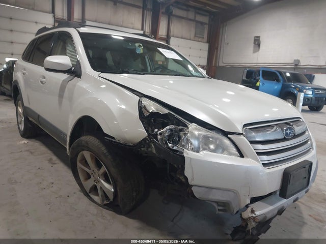 Aukcja sprzedaży 2014 Subaru Outback 2.5i Premium, vin: 4S4BRBCC2E3209080, numer aukcji: 45040411