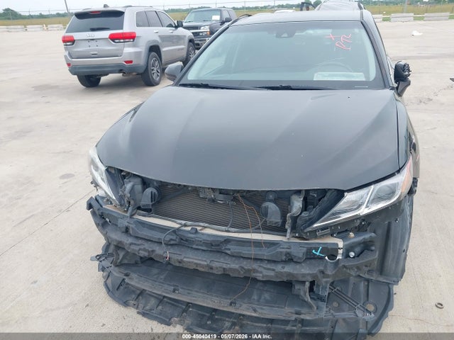 Toyota CAMRY SE 2018 4T1B11HK8JU658432 Image 12