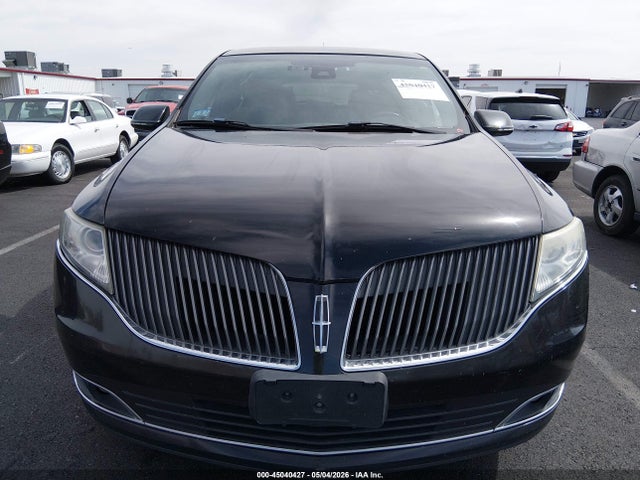 Продаж на аукціоні авто 2016 Lincoln Mkt Livery, vin: 2LMHJ5NK8GBL00773, номер лоту: 45040427