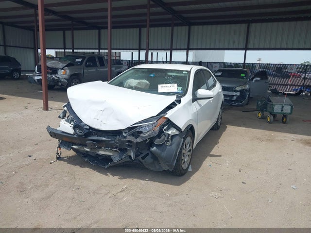 45040432 :رقم المزاد ، 5YFBURHE7HP664735 vin ، 2017 Toyota Corolla Le مزاد بيع