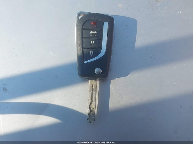 4T1B11HK8JU612731 Toyota CAMRY SE