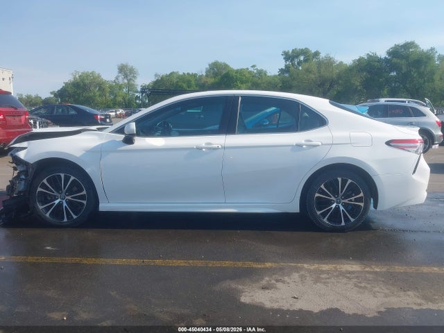 4T1B11HK8JU612731 Toyota CAMRY SE