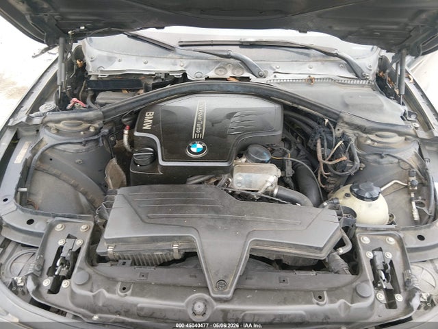 2013 Bmw 328i მანქანა იყიდება აუქციონზე, vin: WBA3A5C54DF353033, აუქციონის ნომერი: 45040477