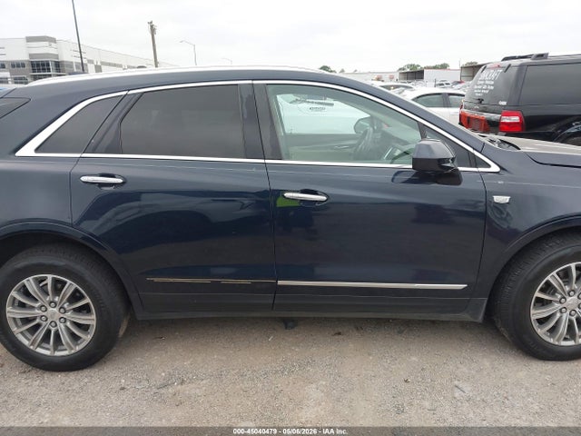 45040479 :رقم المزاد ، 1GYKNBRSXHZ160642 vin ، 2017 Cadillac Xt5 Luxury مزاد بيع