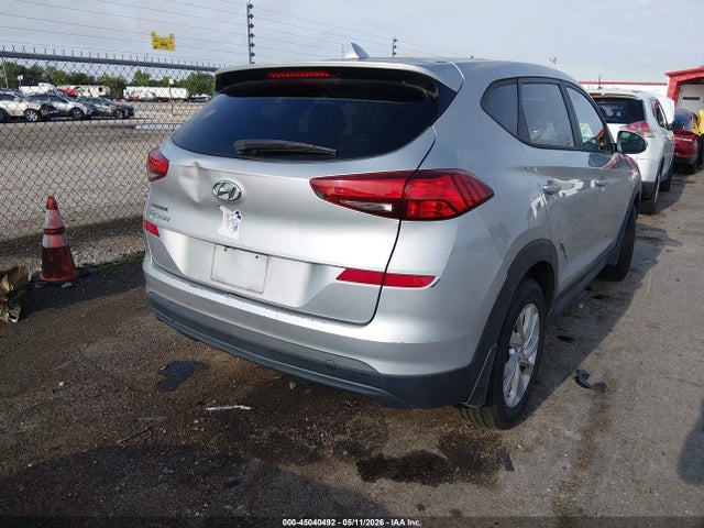 KM8J23A48MU392236 Hyundai TUCSON SE