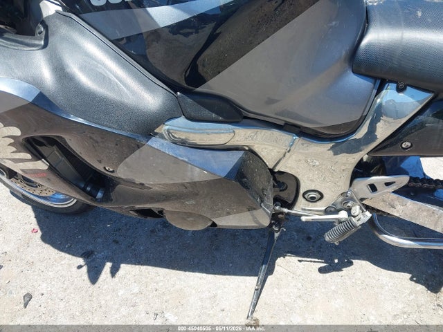 2003 Suzuki Gsx1300 R მანქანა იყიდება აუქციონზე, vin: JS1GW71A232101895, აუქციონის ნომერი: 45040505
