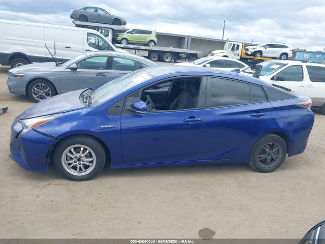 JTDKBRFU9H3555654 Toyota Prius Two