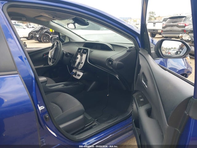 JTDKBRFU9H3555654 Toyota Prius Two