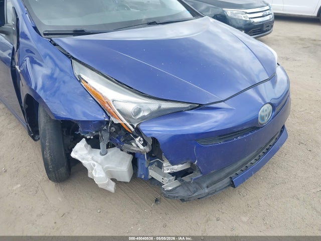 JTDKBRFU9H3555654 Toyota Prius Two