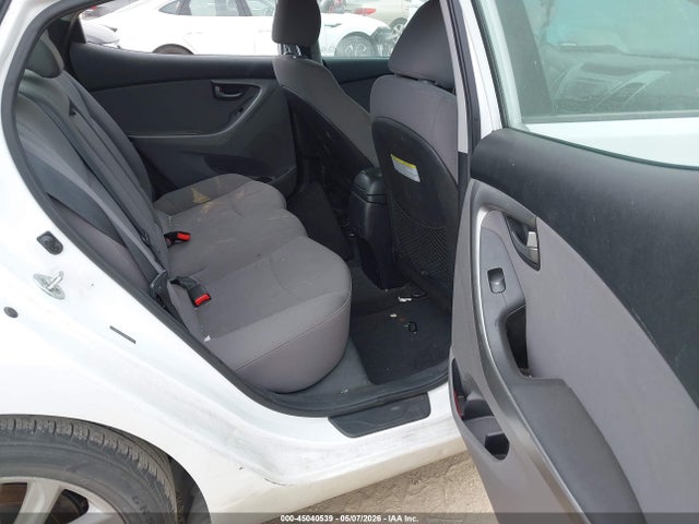 2016 Hyundai Elantra Se მანქანა იყიდება აუქციონზე, vin: 5NPDH4AE5GH661144, აუქციონის ნომერი: 45040539