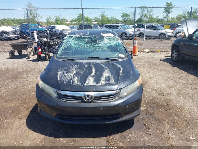 45040544 :رقم المزاد ، 19XFB2F51CE066684 vin ، 2012 Honda Civic Lx مزاد بيع