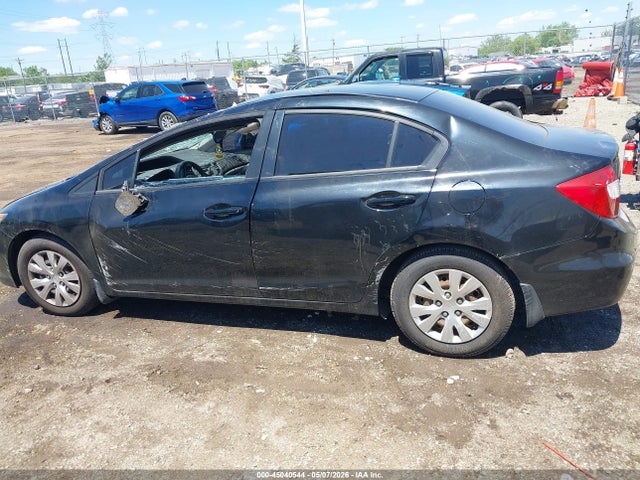 45040544 :رقم المزاد ، 19XFB2F51CE066684 vin ، 2012 Honda Civic Lx مزاد بيع