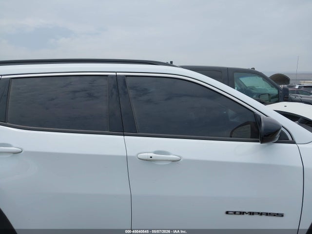 Jeep Compass Latitude 4x4 2024 3C4NJDBN0RT607910 Image 13