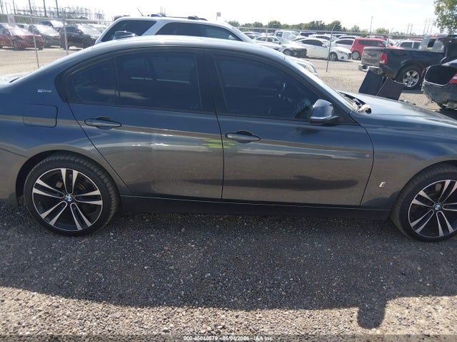 2018 Bmw 330e Iperformance მანქანა იყიდება აუქციონზე, vin: WBA8E1C56JA165657, აუქციონის ნომერი: 45040579