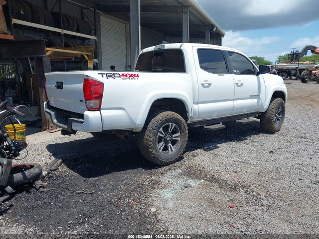 45040584 :رقم المزاد ، 3TMCZ5AN7HM045455 vin ، 2017 Toyota Tacoma Trd Sport مزاد بيع