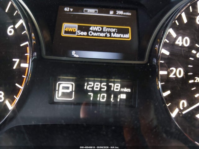 45040618 :رقم المزاد ، 5N1AR2MM4FC676778 vin ، 2015 Nissan Pathfinder Sl مزاد بيع