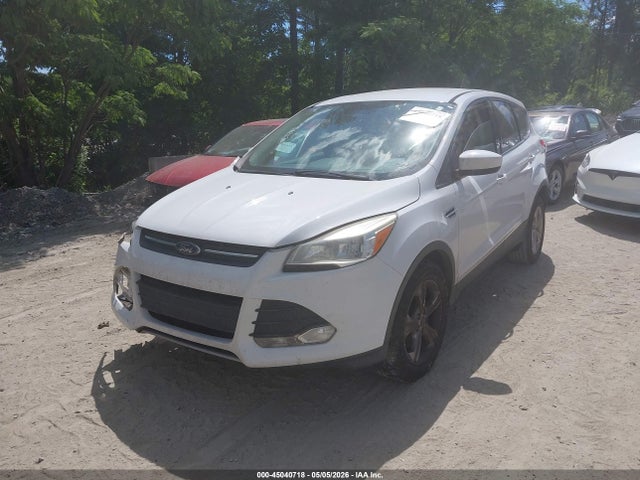 45040718 :رقم المزاد ، 1FMCU0G91EUA14524 vin ، 2014 Ford Escape Se مزاد بيع
