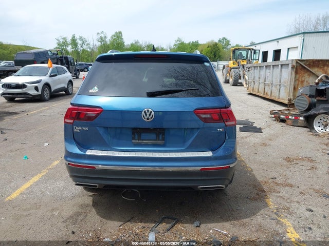 2018 Volkswagen Tiguan 2.0t Se/2.0t Sel მანქანა იყიდება აუქციონზე, vin: 3VV3B7AX5JM021552, აუქციონის ნომერი: 45040738