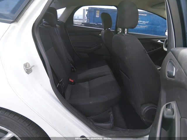 1FADP3F29FL341708 Ford FOCUS SE