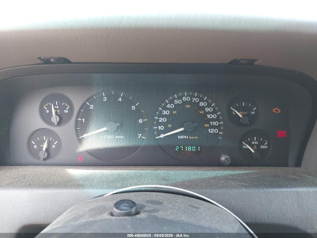 45040825 :رقم المزاد ، 1J4GX48S94C260063 vin ، 2004 Jeep Grand Cherokee Laredo مزاد بيع