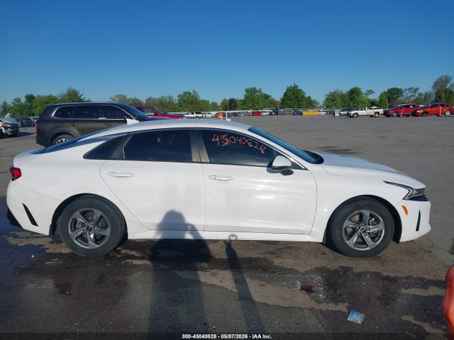 Продаж на аукціоні авто 2022 Kia K5 Lxs, vin: 5XXG14J24NG130632, номер лоту: 45040828