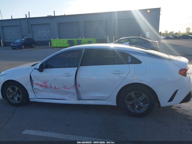 Продаж на аукціоні авто 2022 Kia K5 Lxs, vin: 5XXG14J24NG130632, номер лоту: 45040828