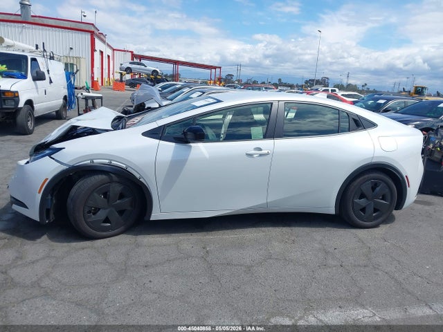 JTDACAAU7R3048139 Toyota Prius Le