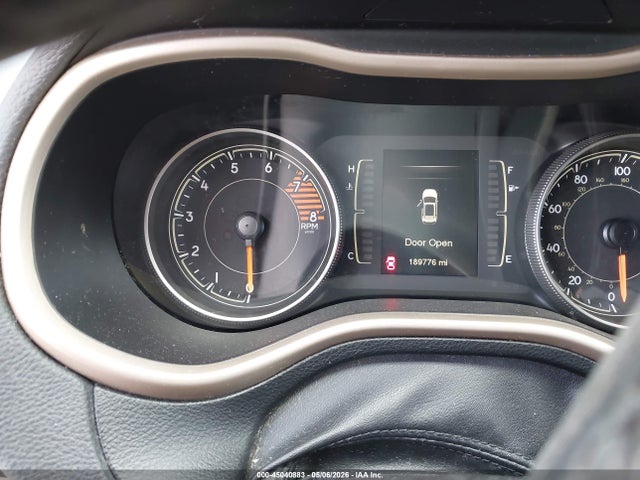 2016 Jeep Cherokee Latitude მანქანა იყიდება აუქციონზე, vin: 1C4PJMCS8GW178553, აუქციონის ნომერი: 45040883