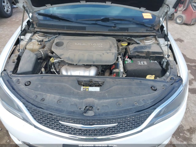 45040906 :رقم المزاد ، 1C3CCCAB7FN591286 vin ، 2015 Chrysler 200 Limited مزاد بيع