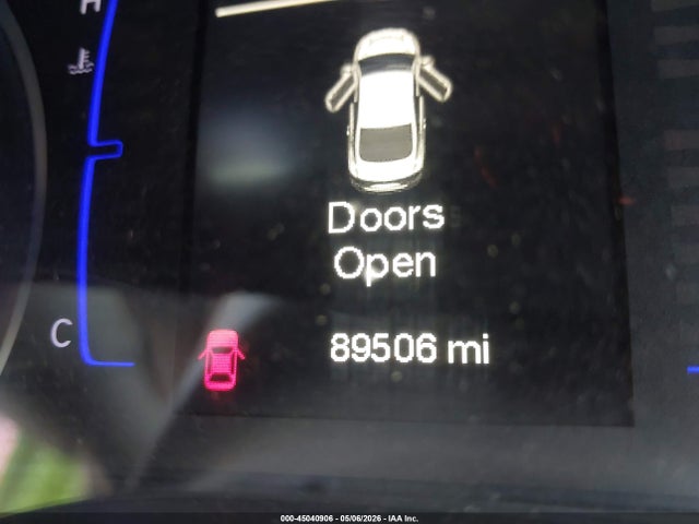 45040906 :رقم المزاد ، 1C3CCCAB7FN591286 vin ، 2015 Chrysler 200 Limited مزاد بيع