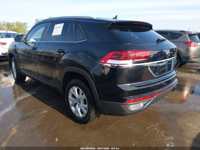 Продажа на аукционе авто 2021 Volkswagen Atlas Cross Sport 2.0t S, vin: 1V2AC2CA8MC237799, номер лота: 45040932