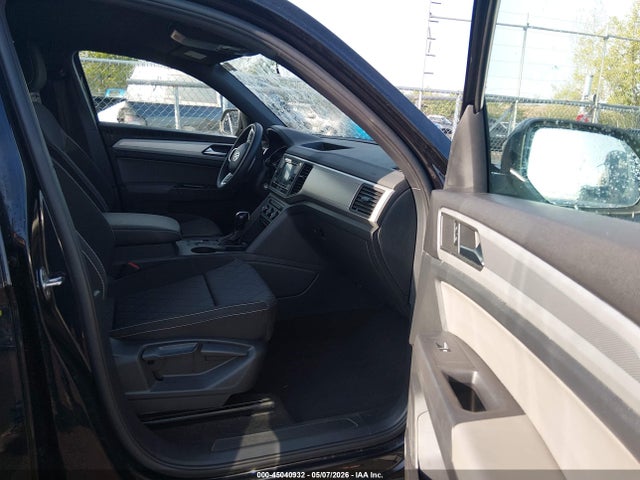 Продажа на аукционе авто 2021 Volkswagen Atlas Cross Sport 2.0t S, vin: 1V2AC2CA8MC237799, номер лота: 45040932