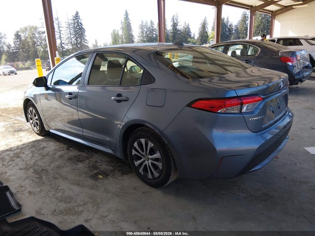 Toyota Corolla Hybrid Le 2022 JTDEAMDE2NJ046723 Image 3
