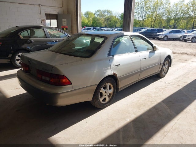 45040970 :رقم المزاد ، JT8BF28GXX5067866 vin ، 1999 Lexus Es 300 مزاد بيع
