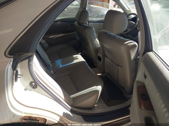 45040970 :رقم المزاد ، JT8BF28GXX5067866 vin ، 1999 Lexus Es 300 مزاد بيع